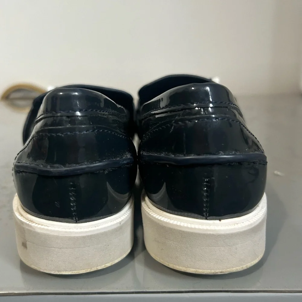 Tory Burch Sport Navy Patent Leather Pocket Tee Golf Loafers Size 7 preppy